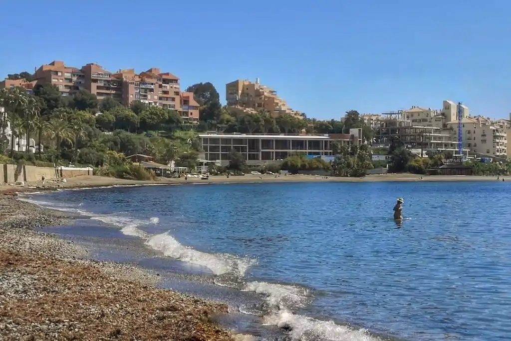 Appartement compact avec piscine à vendre à Estepona Pueblo, imagen 4