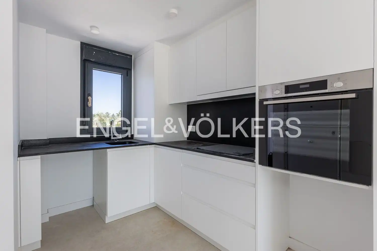 Flat with terrace for sale in El Montgó, imagen 2