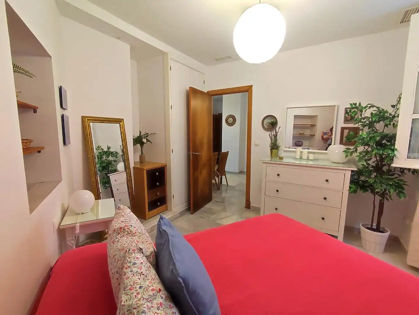Dormitori de Planta baixa en venda en Cádiz