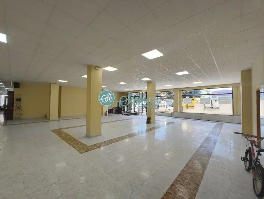 Local comercial en venda a La Lastrilla, imagen 4