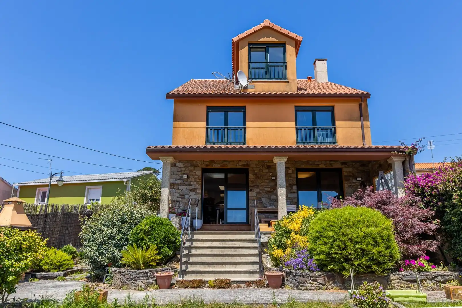 Chalet con jardín en venta en Mera - Serantes