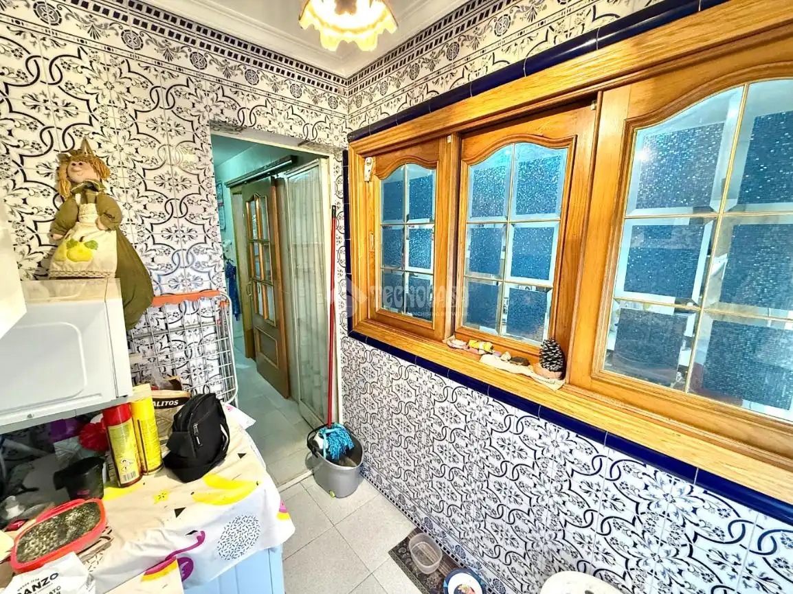 Piso en venta en Madrid con Calefacción y Amueblado