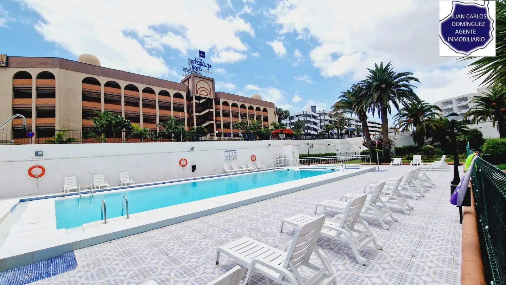 Piscina de Apartament de lloguer en San Bartolomé de Tirajana amb Aire condicionat, Terrassa i Moblat