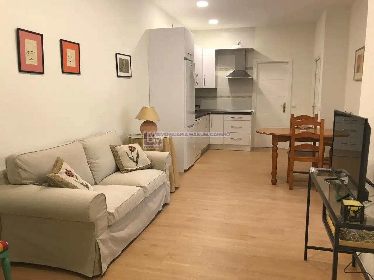 Sala de estar de Apartamento de alquiler en Cáceres con Aire acondicionado, Calefacción y Amueblado