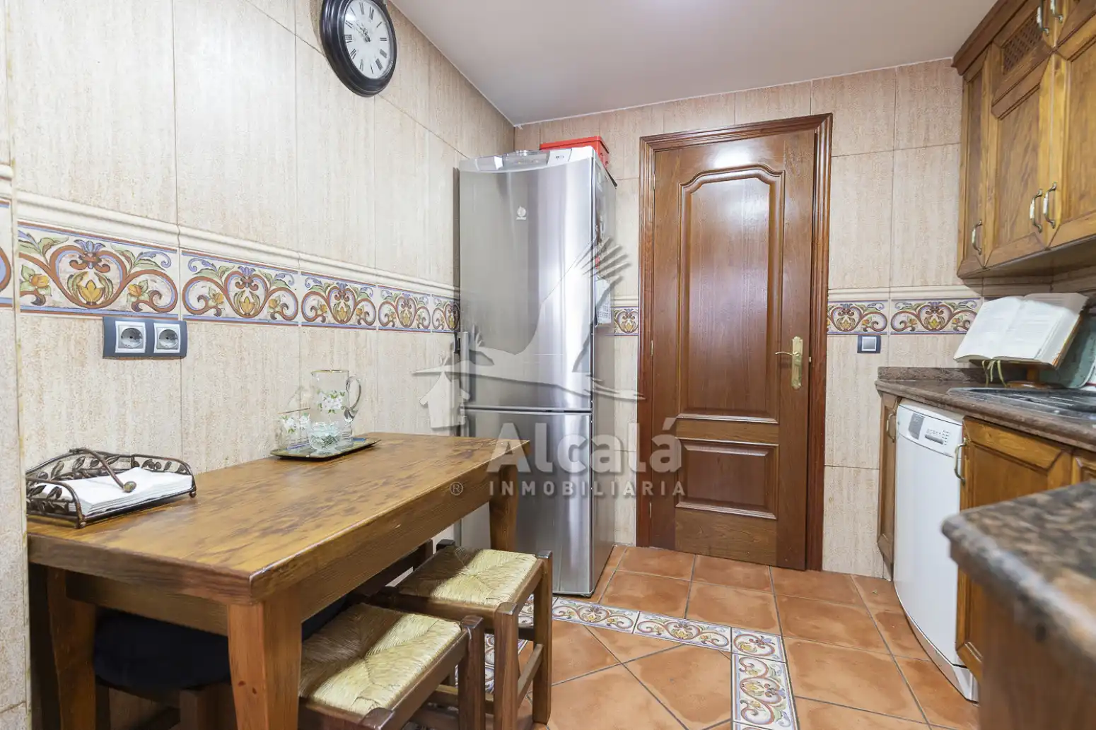 Kitchen of Flat for sale in Alcalá de Henares  with Air Conditioner, Heating and Parquet flooring