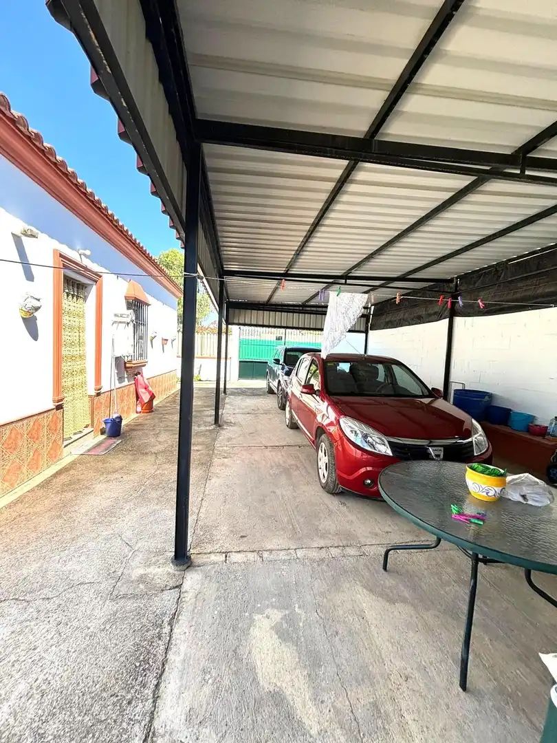 Detached house with pool for sale in Villaverde del Río, imagen 13