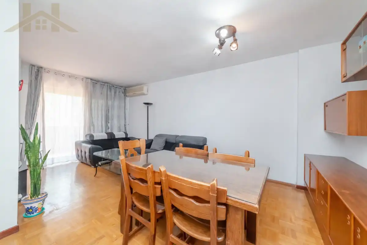 Living room of Flat for sale in Rivas-Vaciamadrid  with Air Conditioner, Heating and Parquet flooring