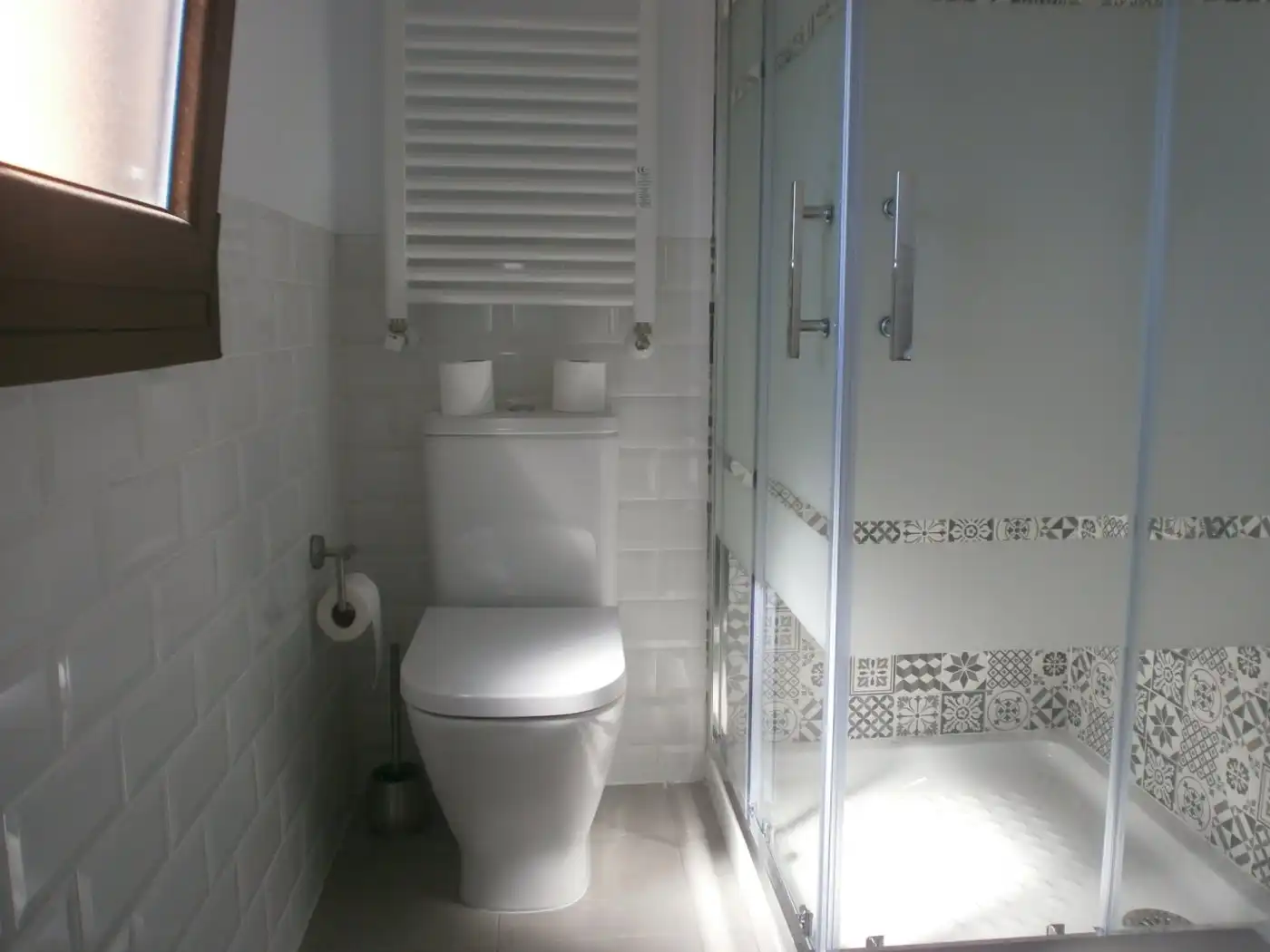 Bany de Casa o xalet en venda en Lastras del Pozo amb Calefacció, Jardí privat i Terrassa
