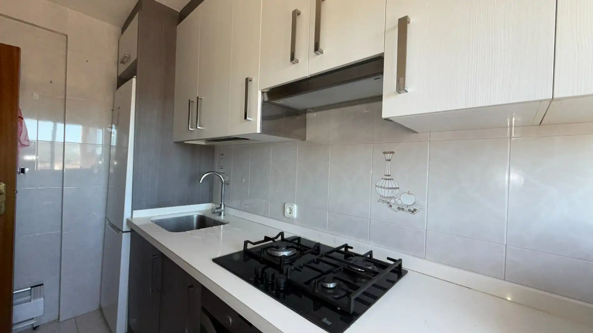 Cocina de Piso en venta en Aldea del Fresno con Aire acondicionado, Terraza y Amueblado
