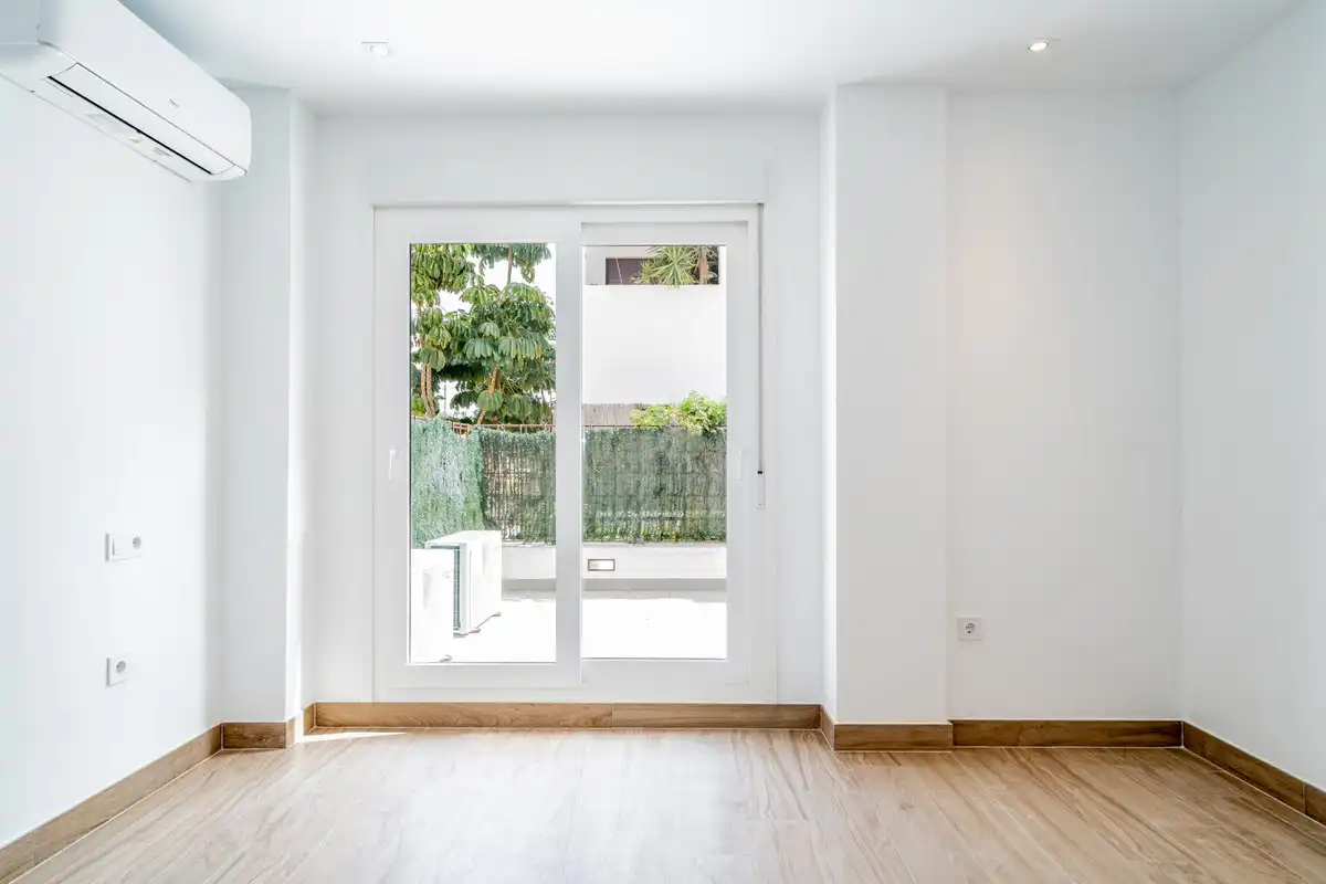 Dormitori de Apartament en venda en Marbella amb Aire condicionat, Terrassa i Internet