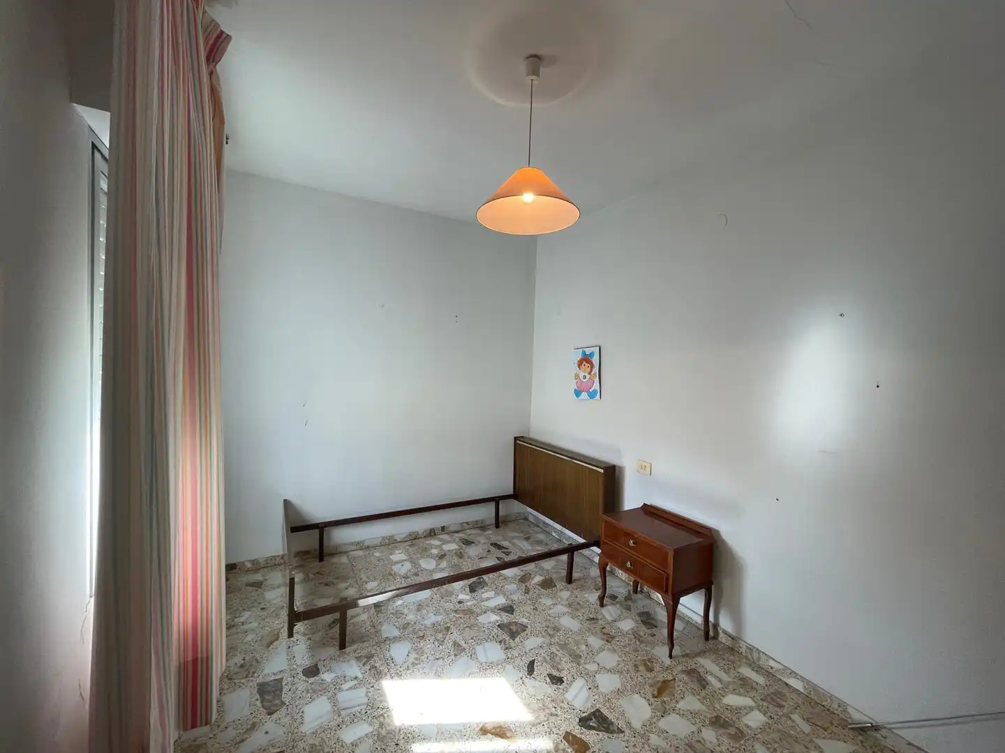 Sala d'estar de Casa adosada en venda en Escarabajosa de Cabezas amb Calefacció, Terrassa i Traster