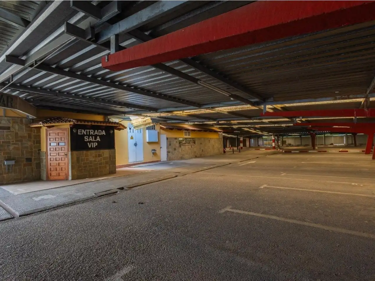Parking de Finca rústica en venta en Algemesí con Aire acondicionado, Calefacción y Jardín privado