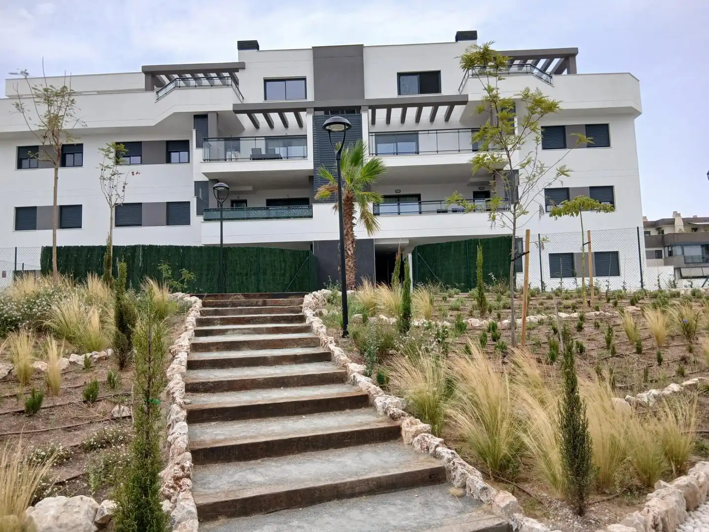 Vista exterior de Piso en venta en Málaga con Aire acondicionado, Jardín privado y Terraza