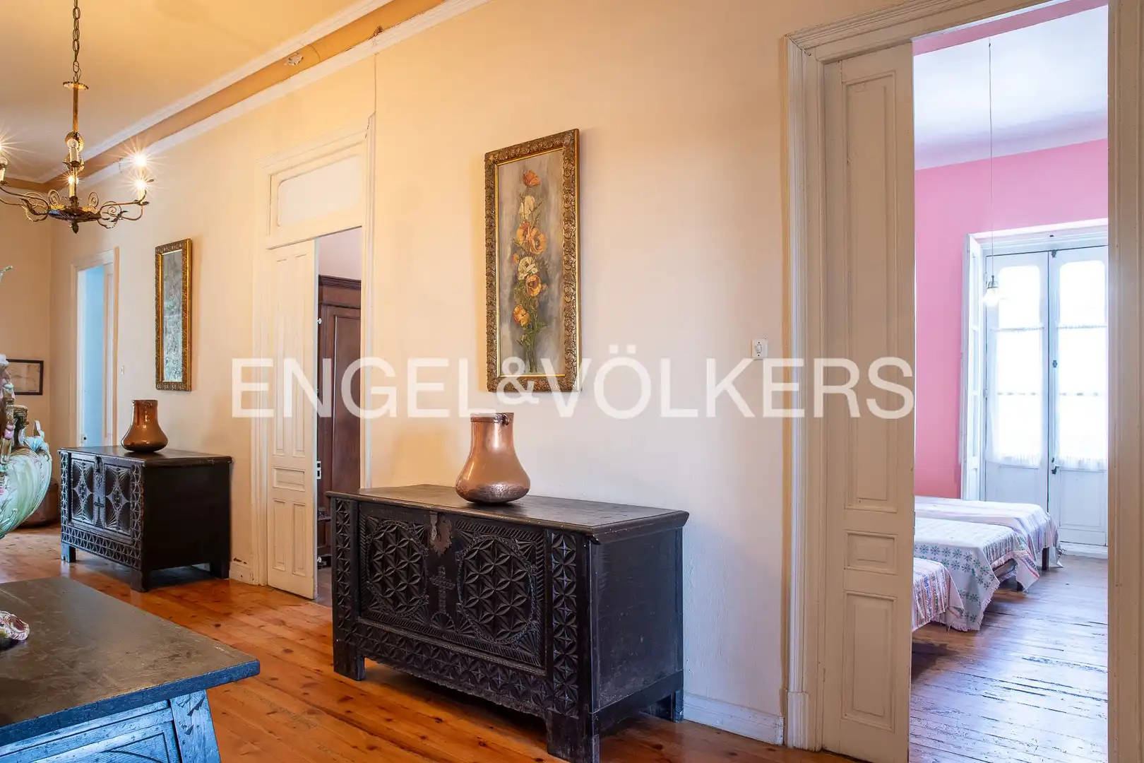Piso en venta en Laredo con Calefacción y Balcón