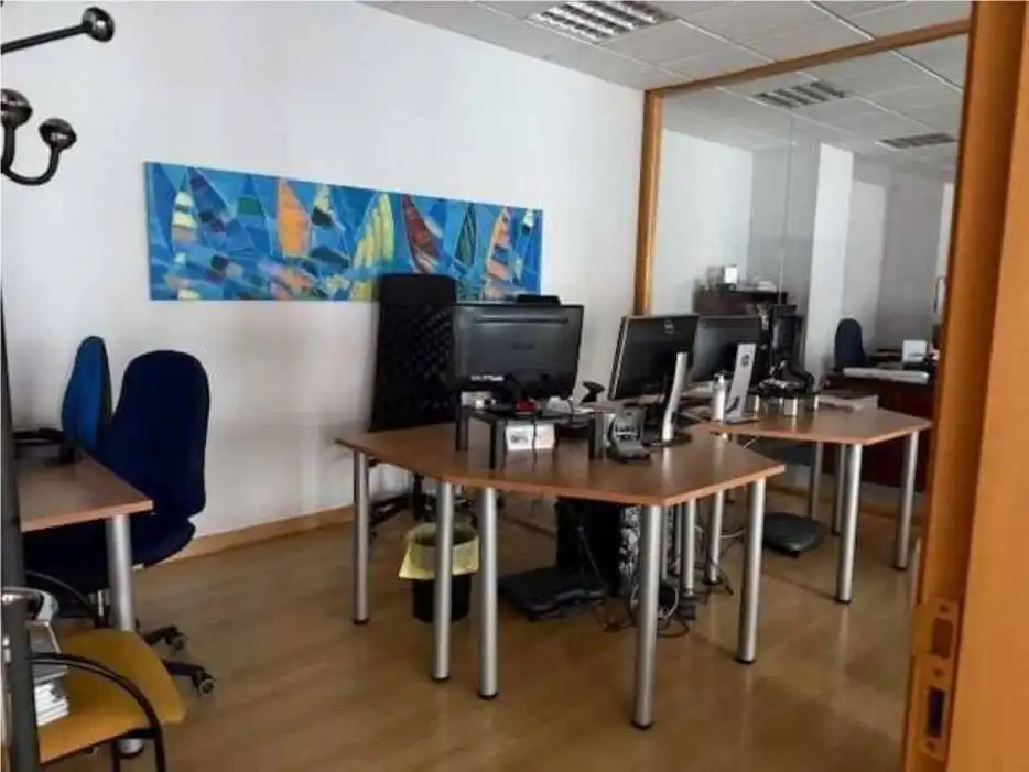Oficina de lloguer en Getxo  amb Aire condicionat i Calefacció
