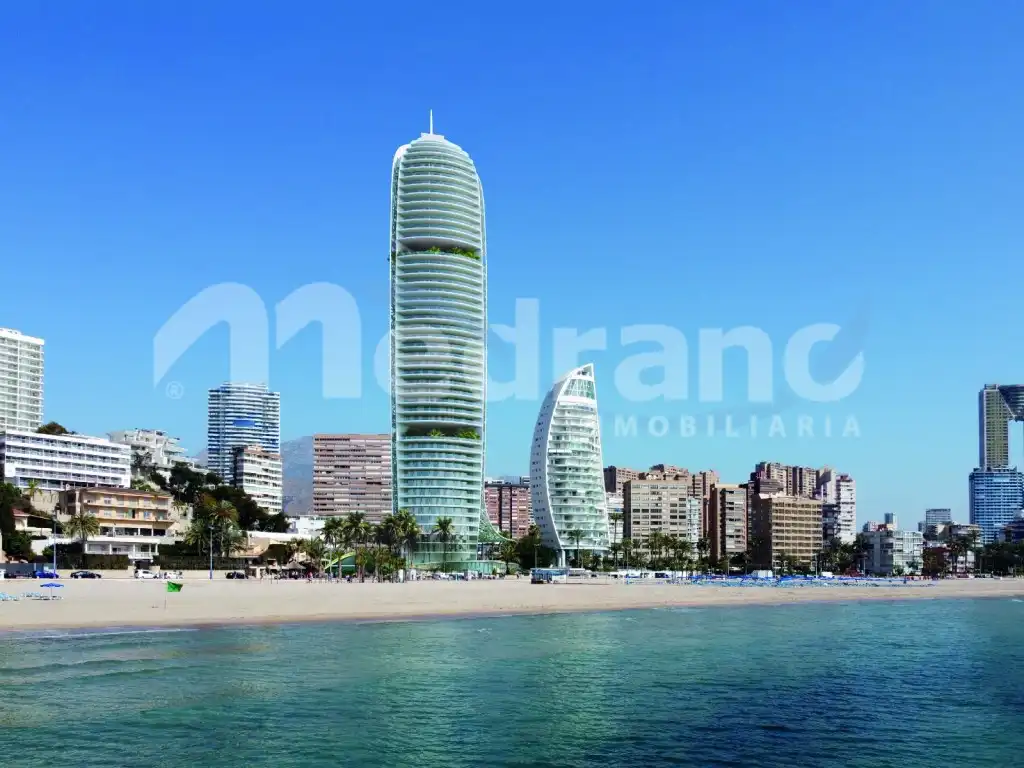 Apartament amb terrassa en venda a Avenida Vicente Llorca Alos