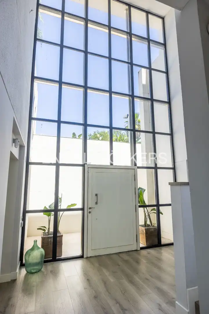 Vista exterior de Casa o chalet en venta en Dos Hermanas con Aire acondicionado, Calefacción y Jardín privado