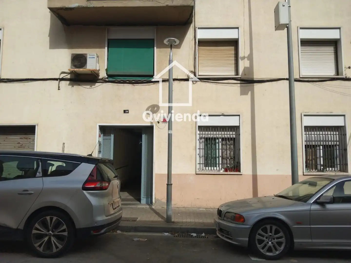 Außenansicht von Wohnung zum Verkauf in Canovelles