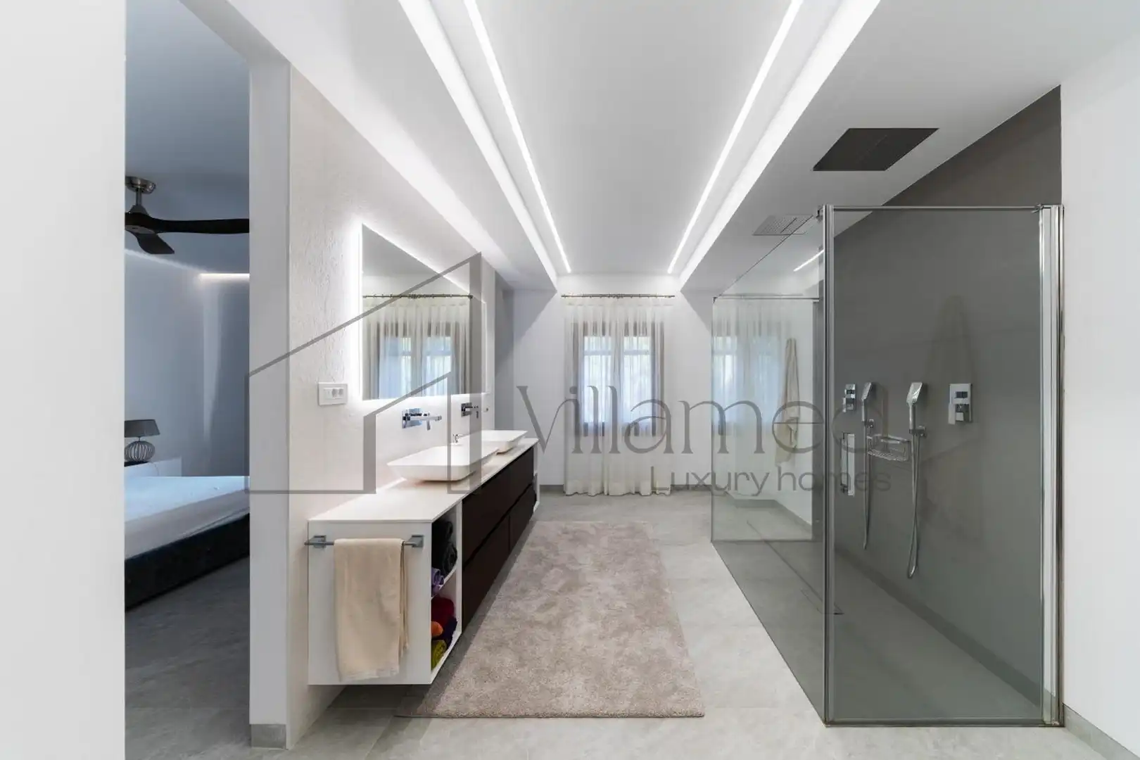 Bathroom of Houses for sale in Náquera  with Private garden, Swimming Pool and Alarm