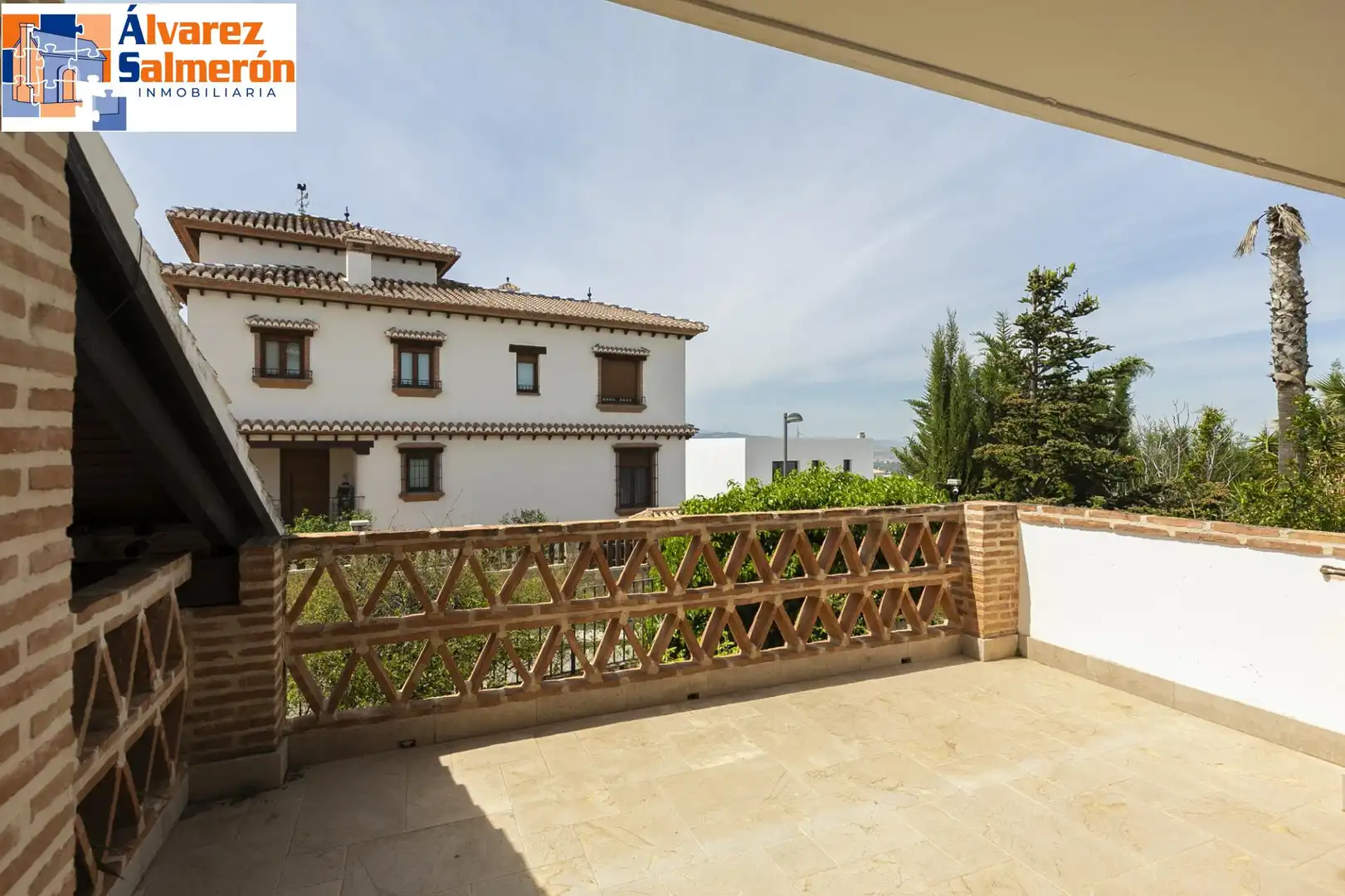 Jardín de Casa o chalet en venta en La Zubia con Aire acondicionado, Calefacción y Jardín privado