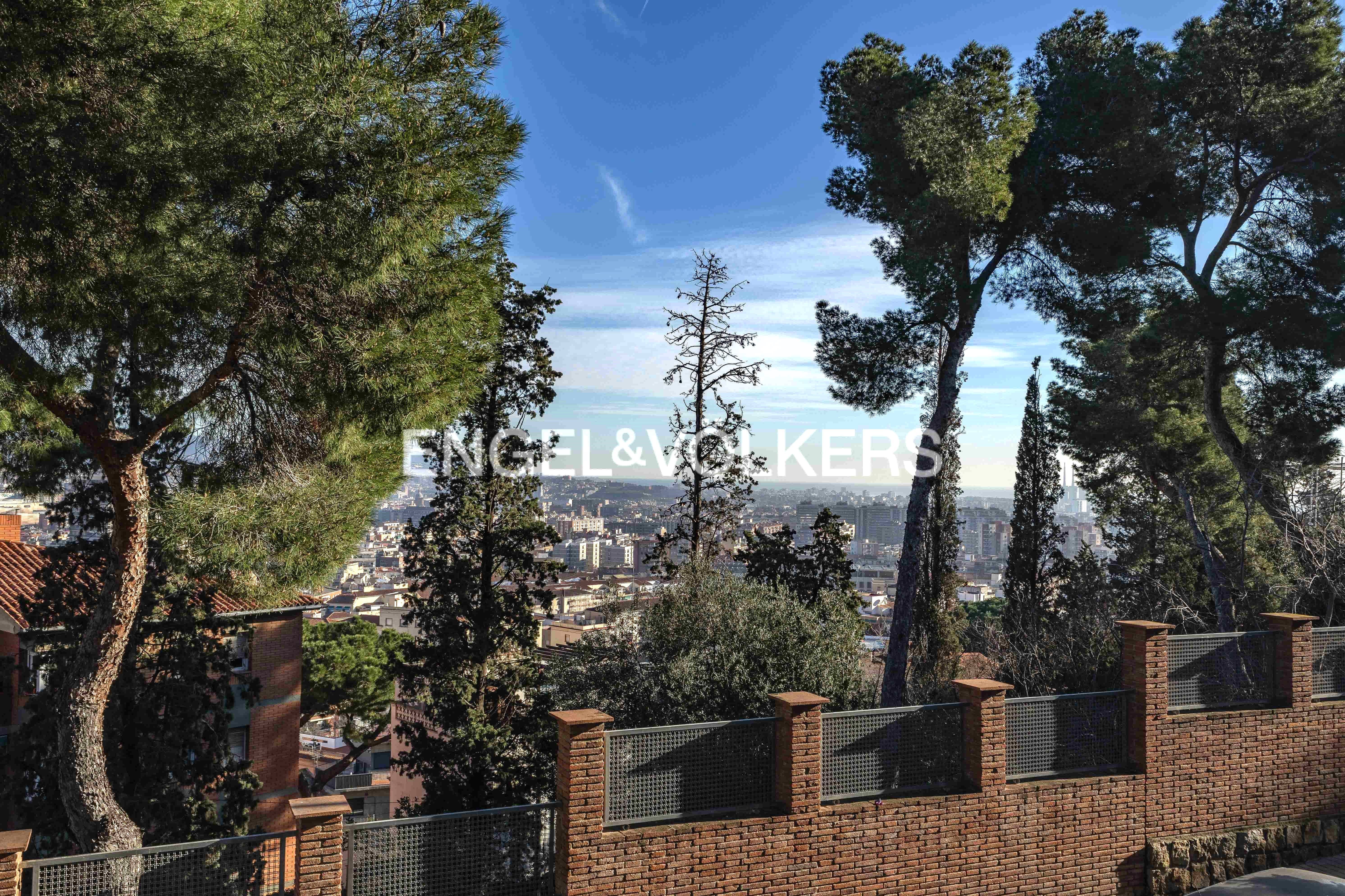 Vista exterior de Apartament en venda en  Barcelona Capital amb Calefacció i Terrassa