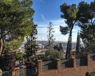 Exterior view of Apartment for sale in  Barcelona Capital  with Air Conditioner, Heating and Terrace