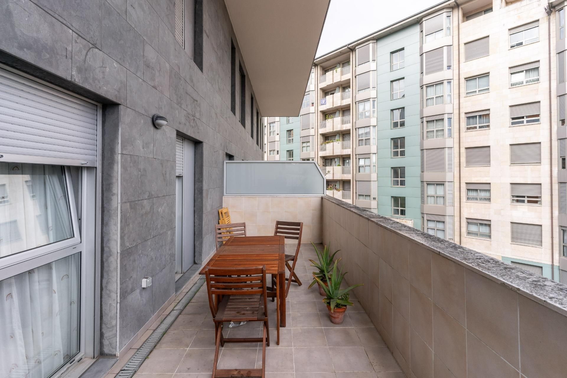 Terraza de Piso en venta en Oviedo  con Calefacción, Terraza y Trastero