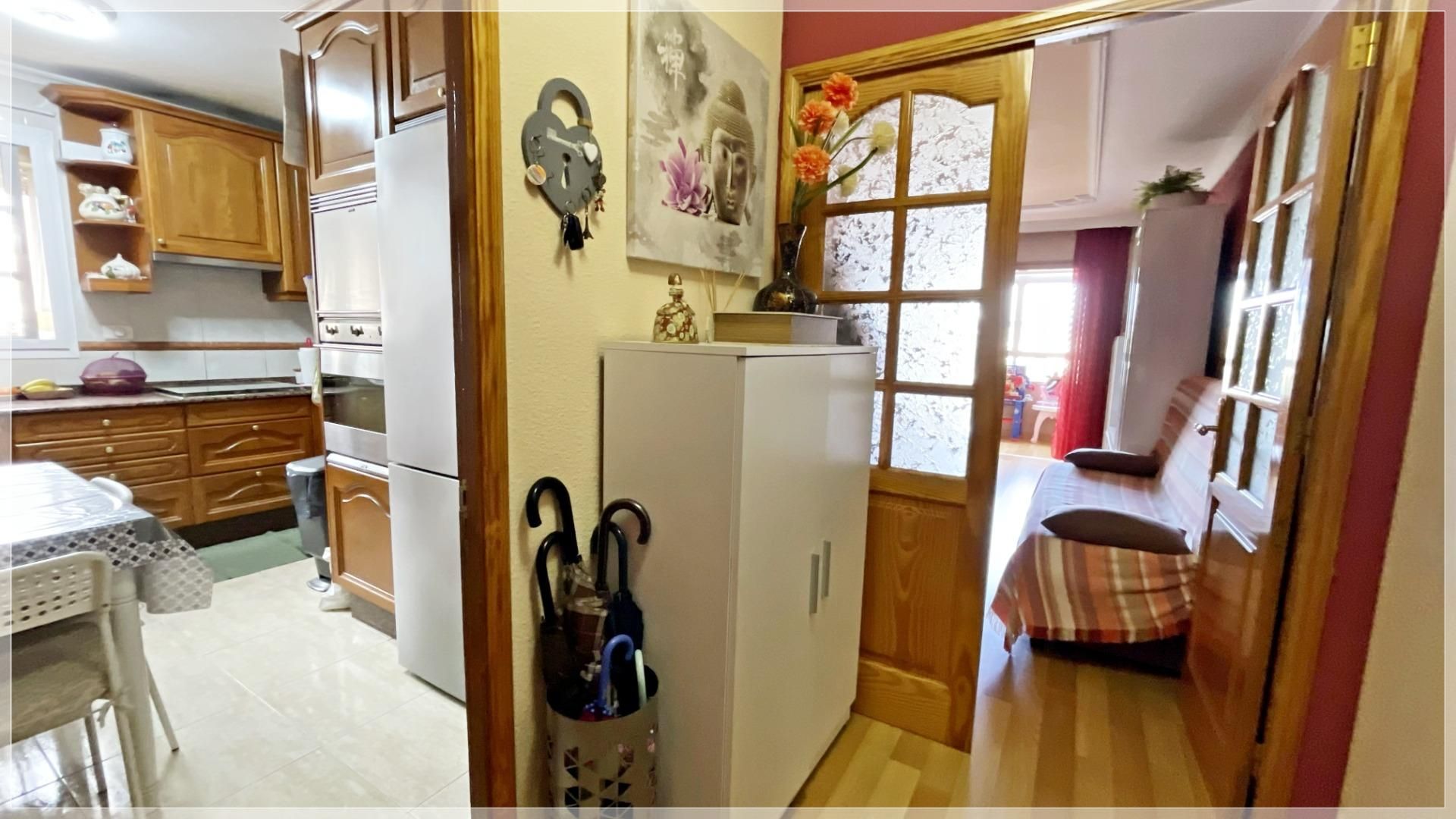 Kitchen of Flat for sale in Las Palmas de Gran Canaria  with Storage room