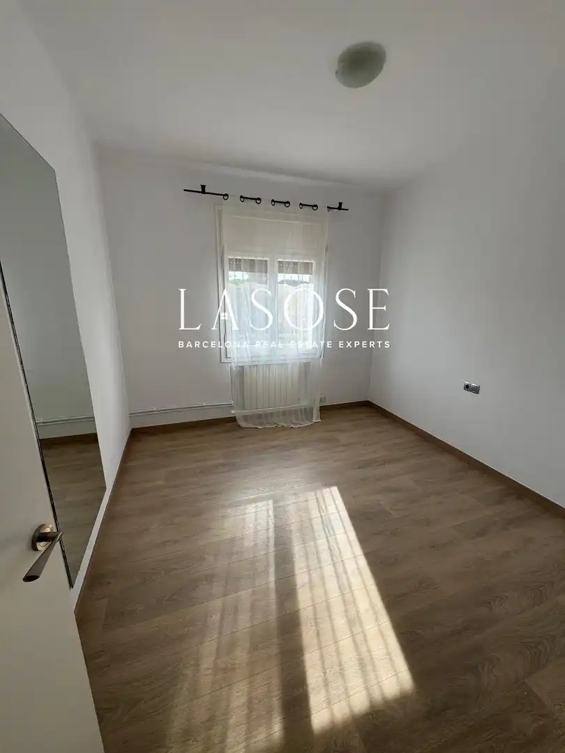 Bedroom of Houses for sale in Sitges  with Heating, Private garden and Parquet flooring