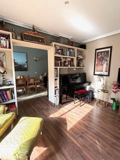 Wohnzimmer von Wohnung zum Verkauf in Madrid mit Klimaanlage, Heizung und Balkon