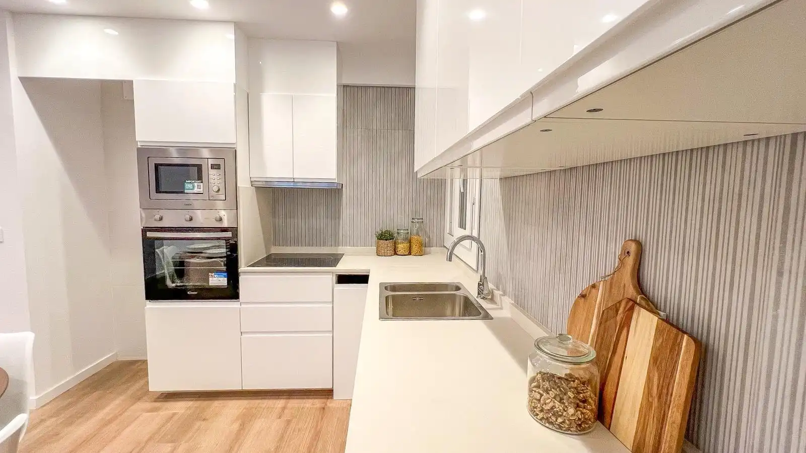 Cocina de Apartamento en venta en Málaga con Aire acondicionado, Terraza y Balcón