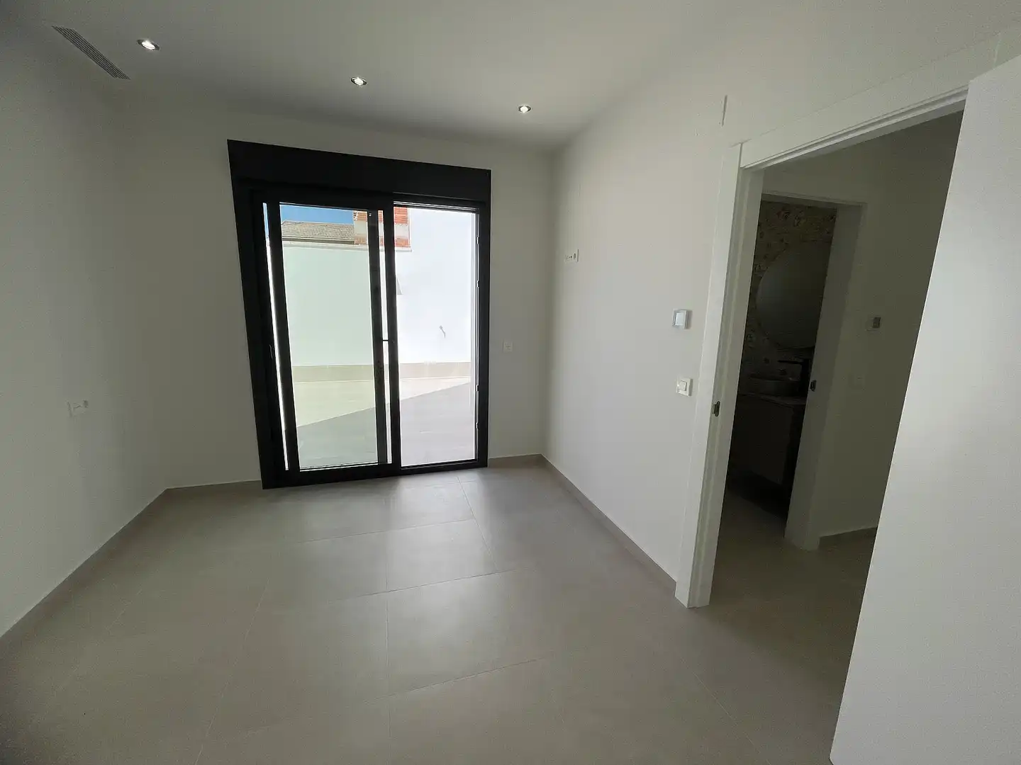 Houses for sale in Almoradí  with Air Conditioner, Private garden and Terrace
