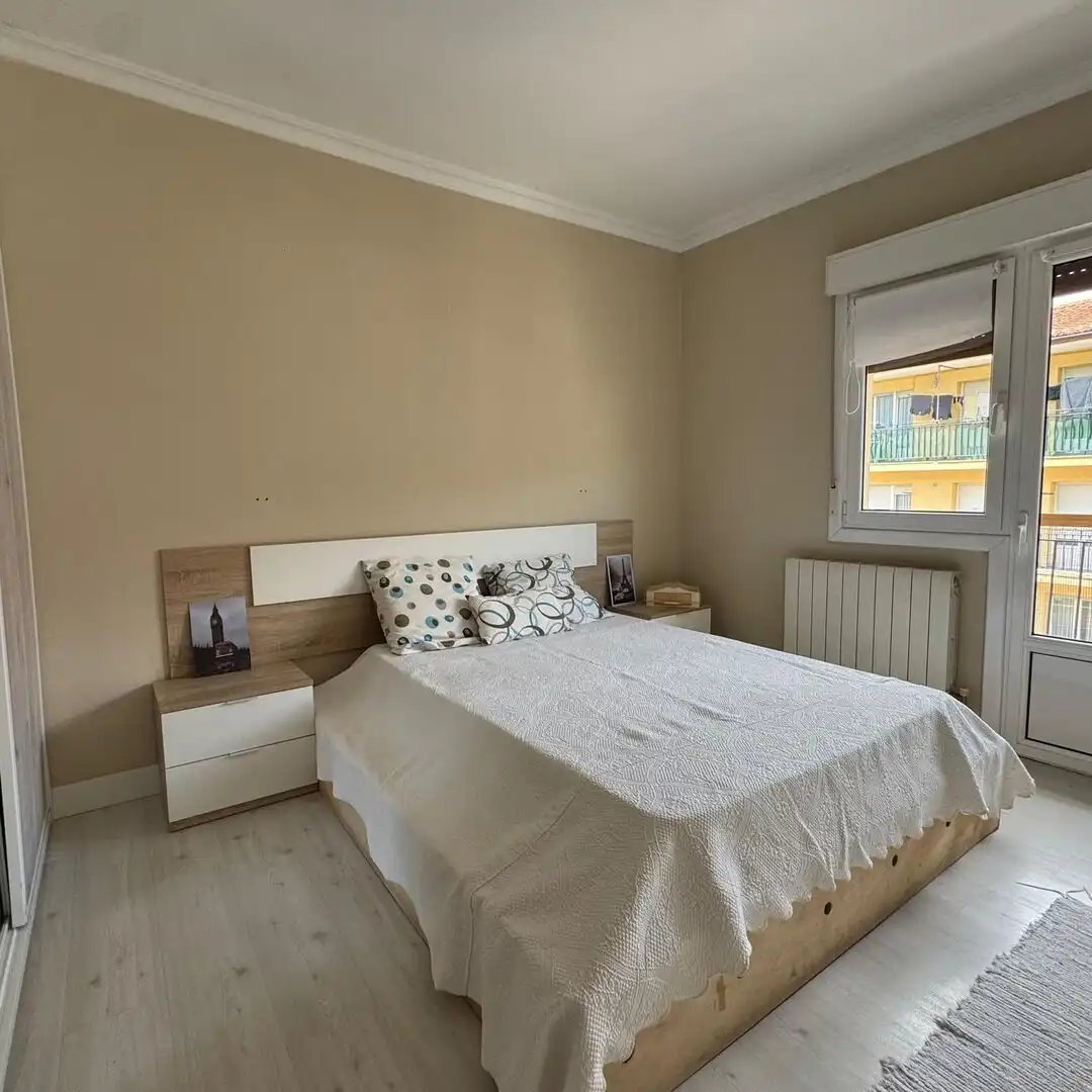 Habitación de Piso en venta en Ibarra con Calefacción y Balcón