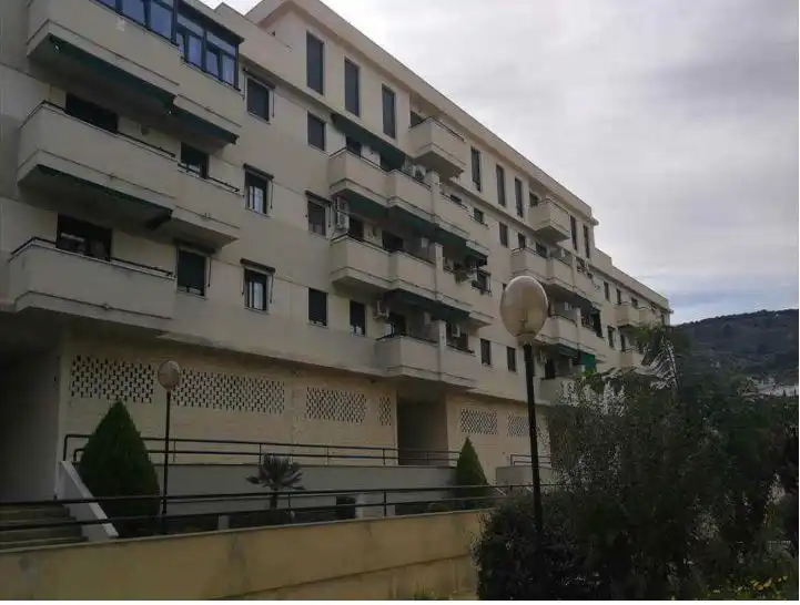 Local comercial en venda a Urbanización parque verónica, imagen 3