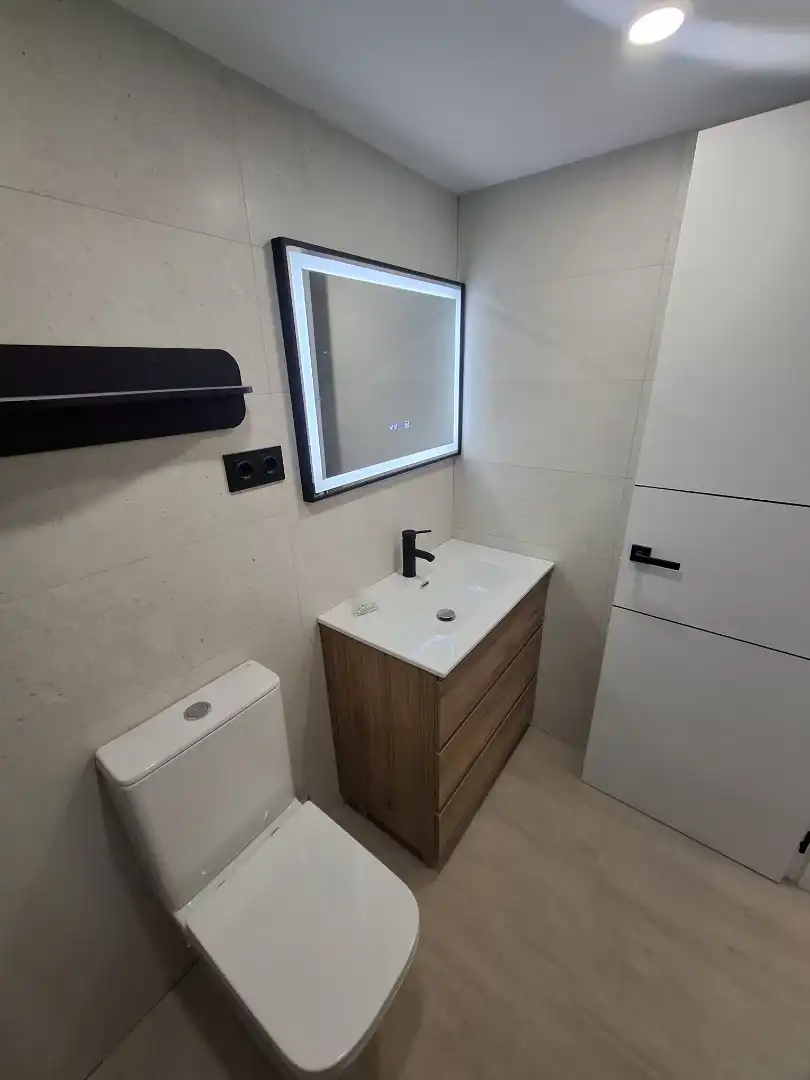 Bathroom of Flat for rent in Villaviciosa de Odón  with Air Conditioner, Heating and Furnished