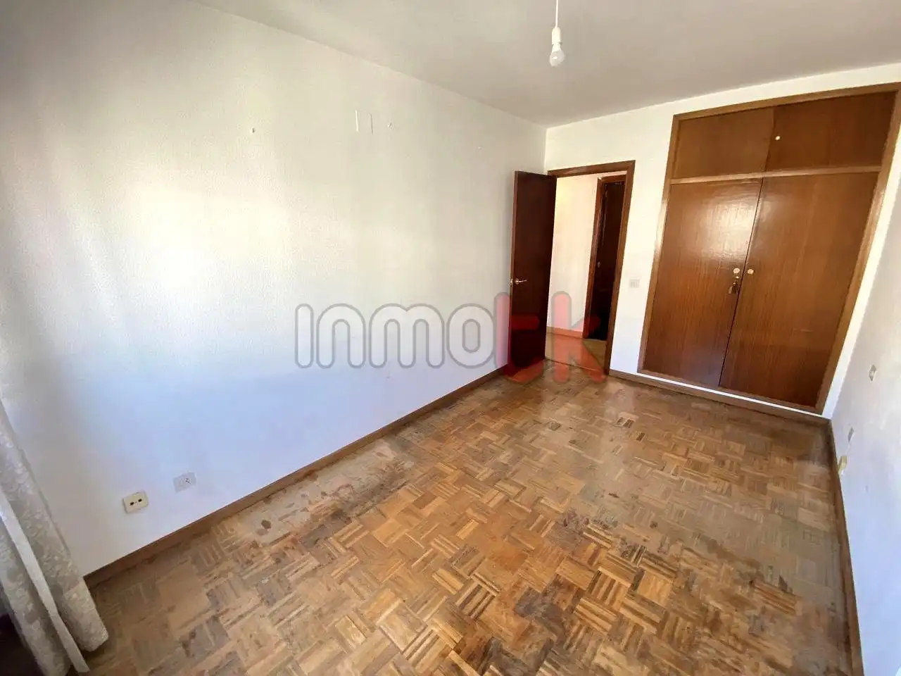 Schlafzimmer von Wohnung zum Verkauf in A Coruña Capital  mit Heizung und Abstellraum