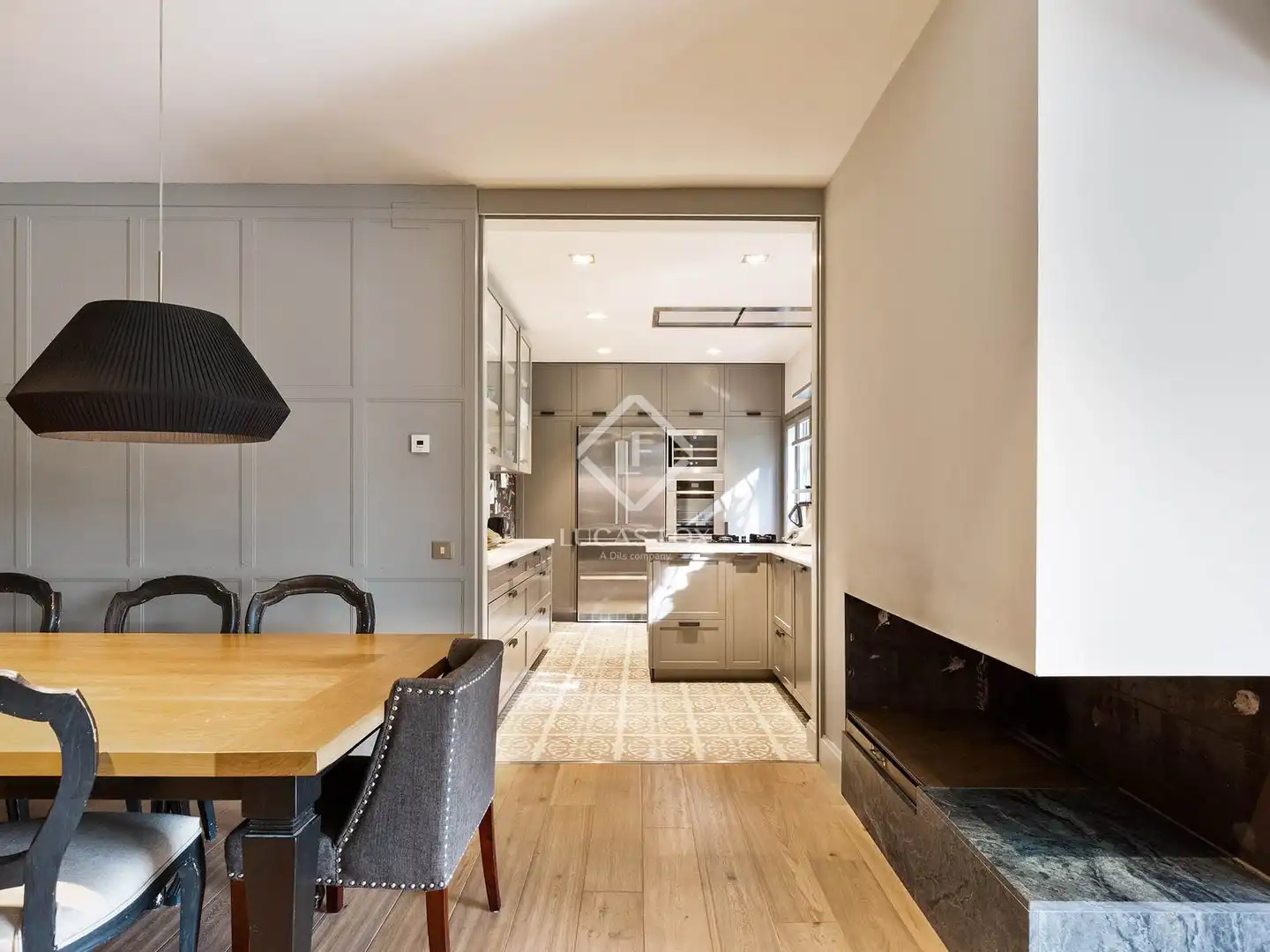 Kitchen of Houses for sale in Sant Cugat del Vallès  with Air Conditioner, Private garden and Storage room