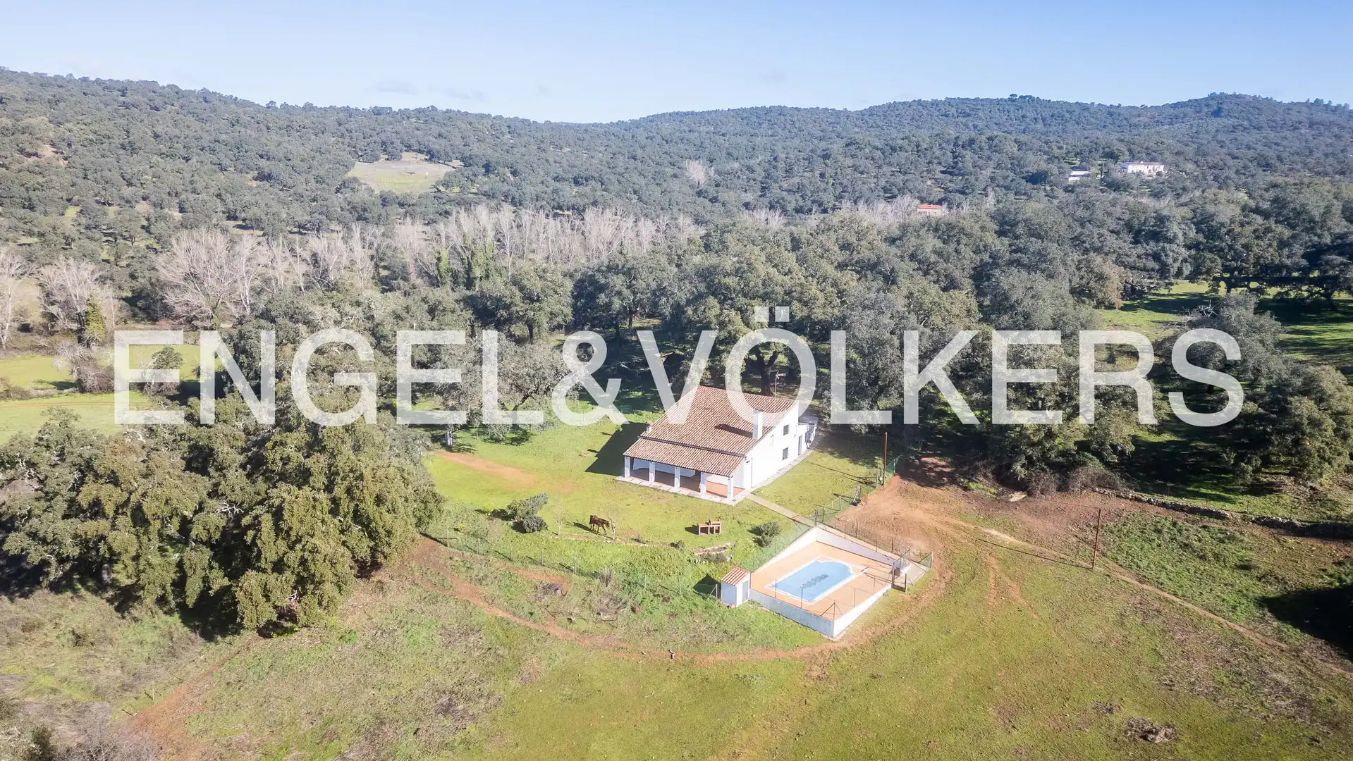 Casa o chalet en venta en Cortegana con Calefacción, Jardín privado y Trastero