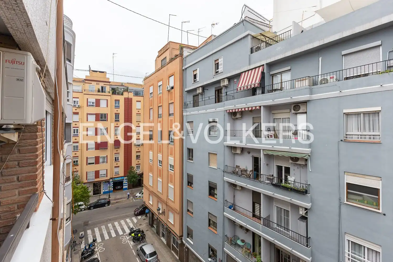 Vista exterior de Piso en venta en Valencia con Aire acondicionado, Calefacción y Balcón