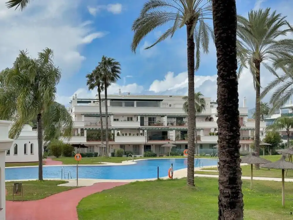 Mini appartamento con piscina in vendita a Nueva Andalucía, imagen 36