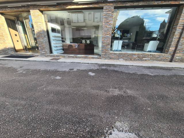 Local comercial en Alquiler en Avenida Benedicto Ruiz, 734 en Ajo