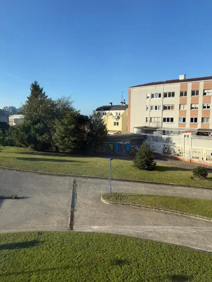 Parkplatz von Wohnung zum Verkauf in Culleredo mit Heizung und Abstellraum
