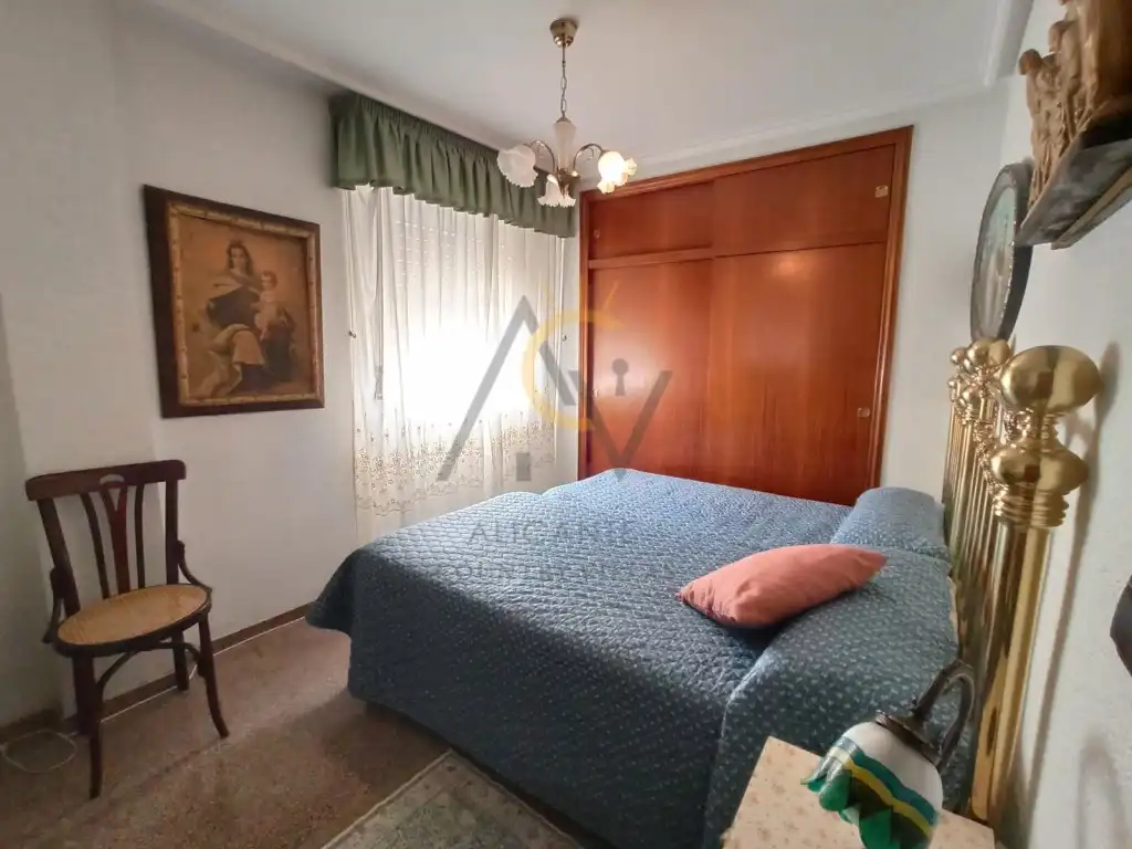 Dormitori de Àtic en venda en Monóvar  / Monòver amb Aire condicionat, Terrassa i Forn