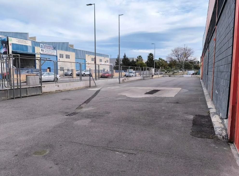 Fabrikhallen zur Miete in Calle Bonanza, Pla de la Vallonga