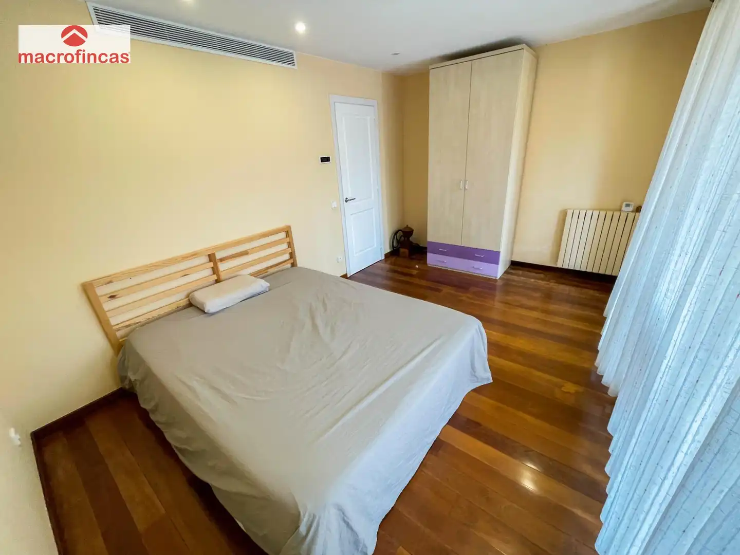 Habitación de Casa o chalet en venta en Martorell con Aire acondicionado, Calefacción y Parquet