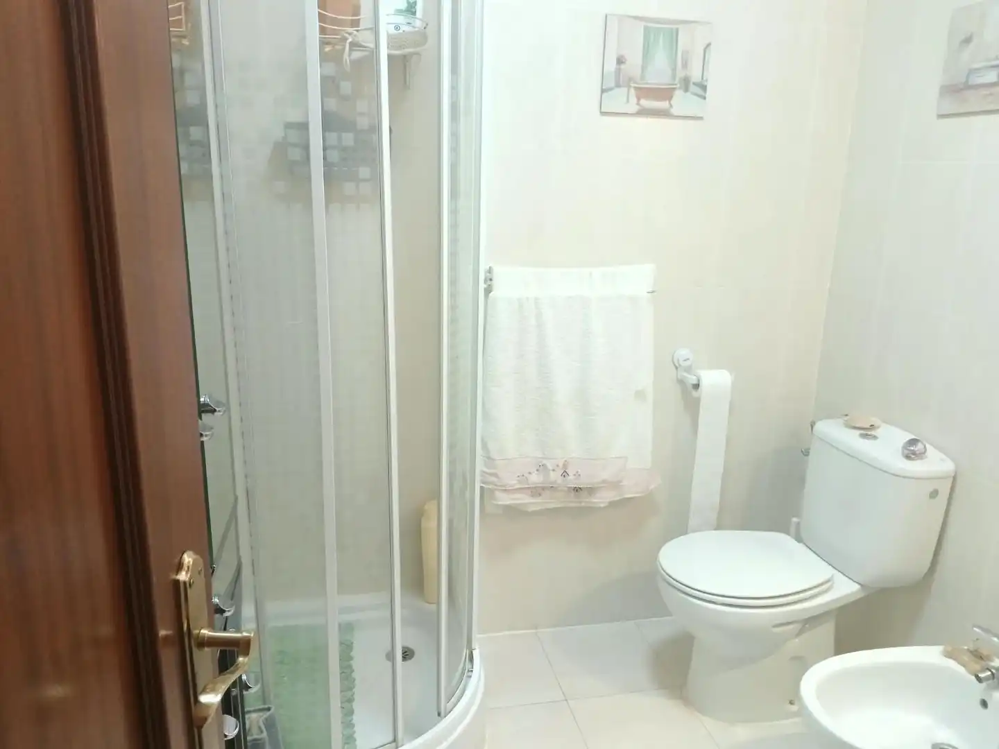 Bathroom of Houses for sale in Rasines, Cantabria