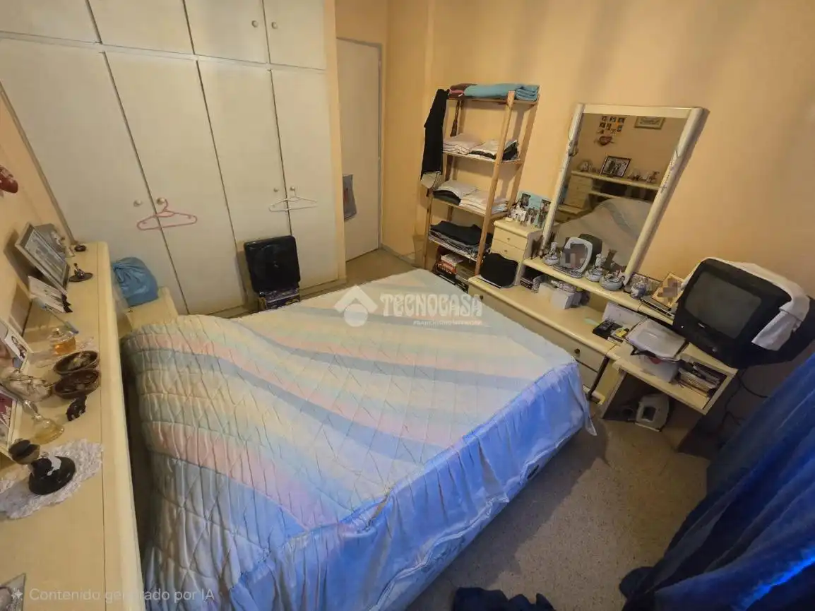 Bedroom of Flat for sale in Madrid  with Air Conditioner and Heating