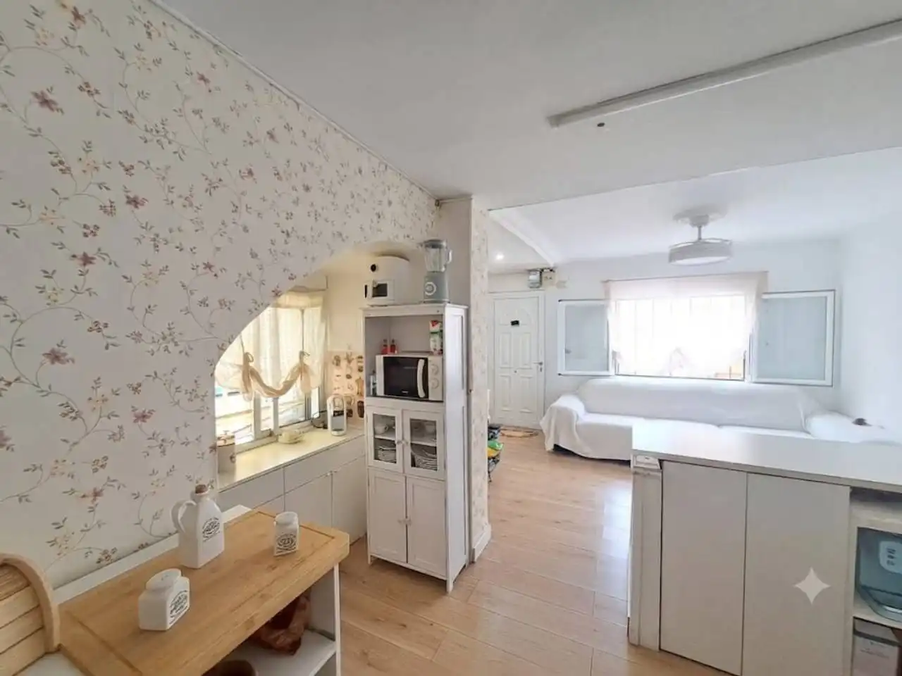 Cuina de Casa o xalet en venda en Burgos amb Parquet