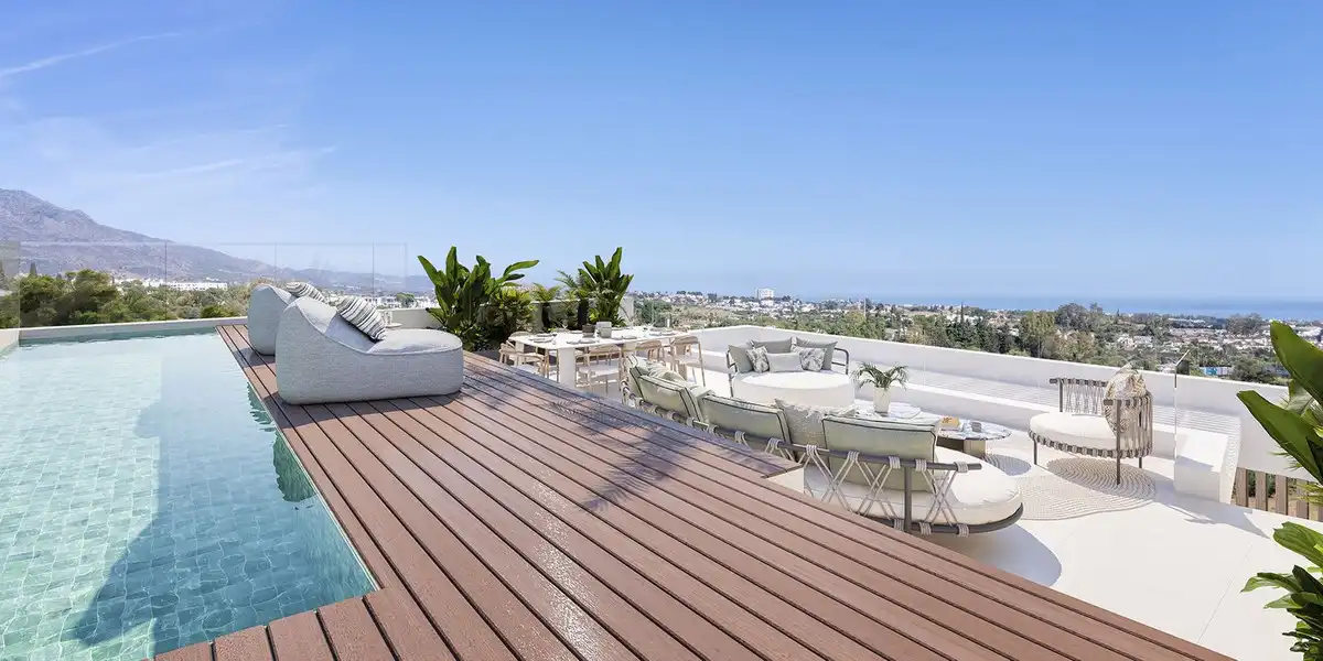 Terrasse von Wohnungen zum Verkauf in Benahavís mit Klimaanlage, Privatgarten und Terrasse