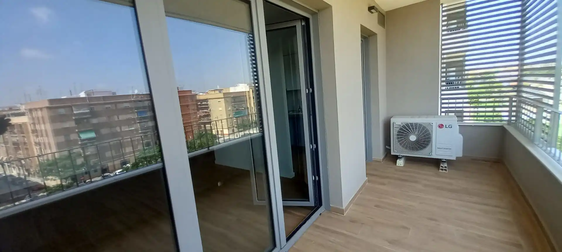Terrasse von Wohnung zur Miete in Quart de Poblet mit Abstellraum und Schwimmbad